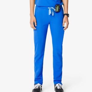 Brand new. Never worn Yola FIGS pants. Royal blue.